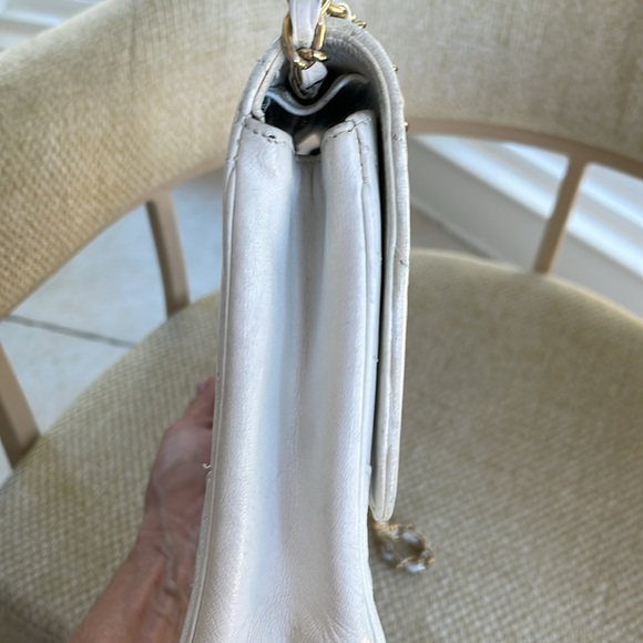 CHANEL SINGLE FLAP BAG - Picture 12 of 14